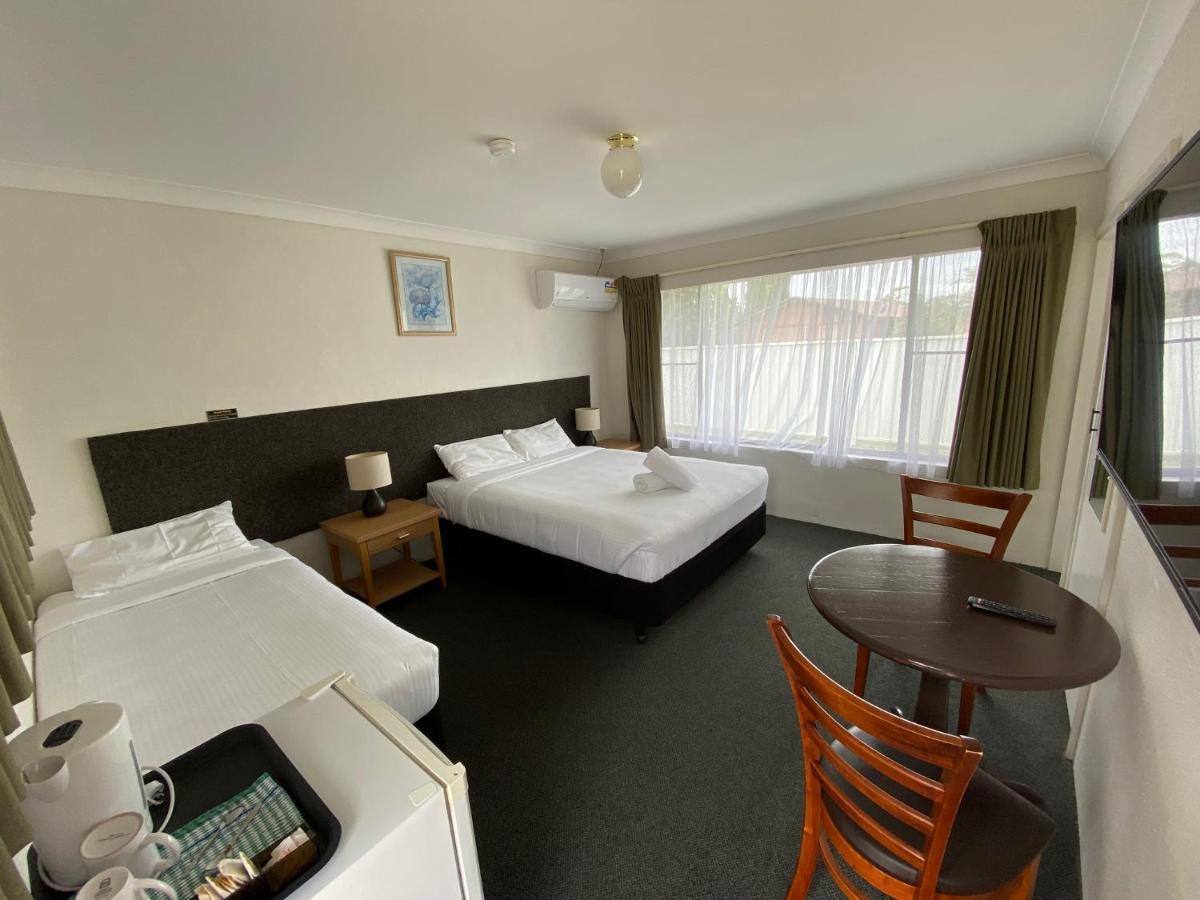 Hanging Rock Family Motel Batemans Bay Exterior foto
